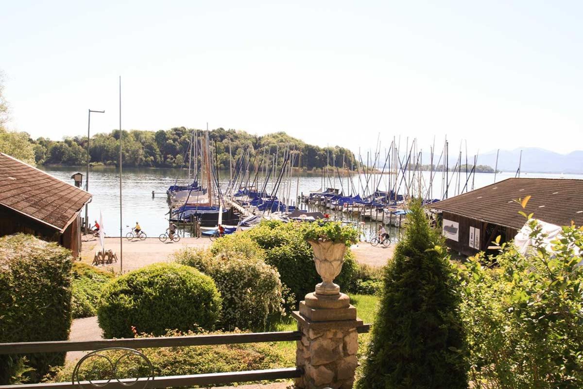 Ferienwohnungen Jell - Forg Breitbrunn am Chiemsee Dış mekan fotoğraf